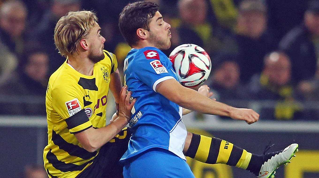 开云体育官网-马来西亚队完胜印度队，辛杜状态火热