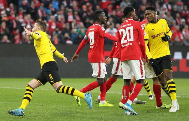 拜仁慕尼黑三叉戟启动多特蒙德三连胜