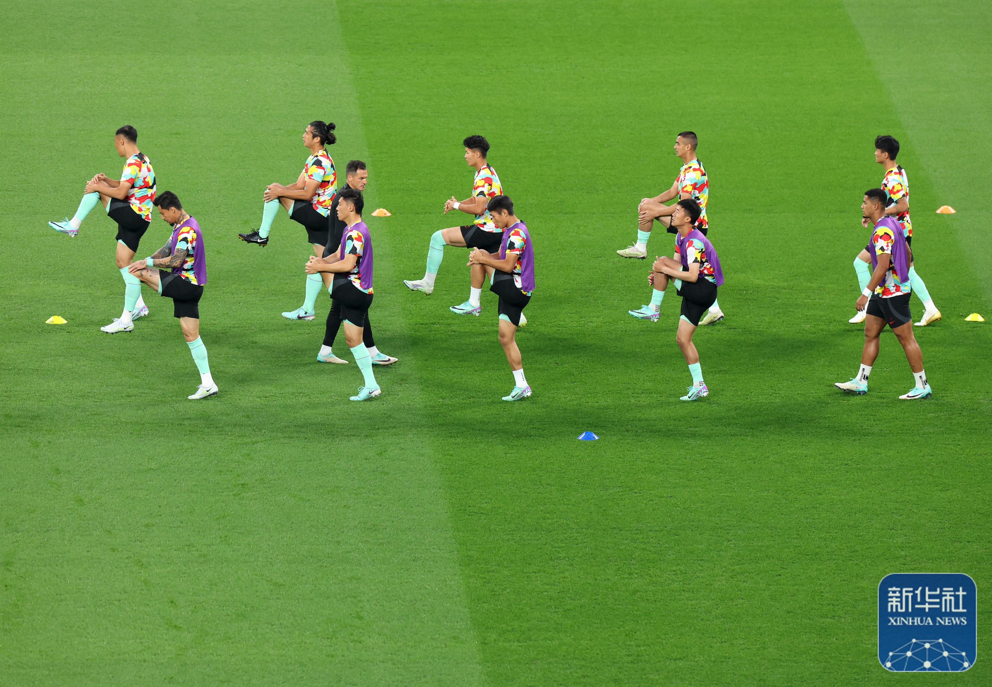 开云体育入口-激动人心！亚洲足球联赛的绝佳竞技展示