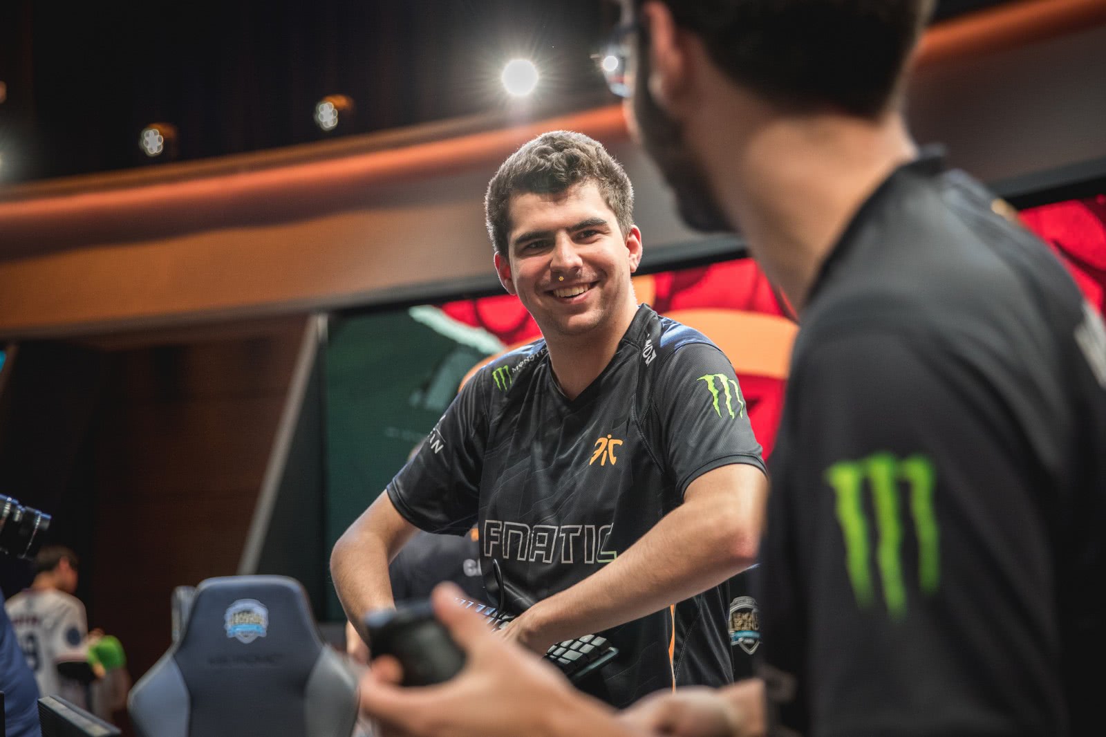 DK横扫FNC，Bwipo爆发神勇