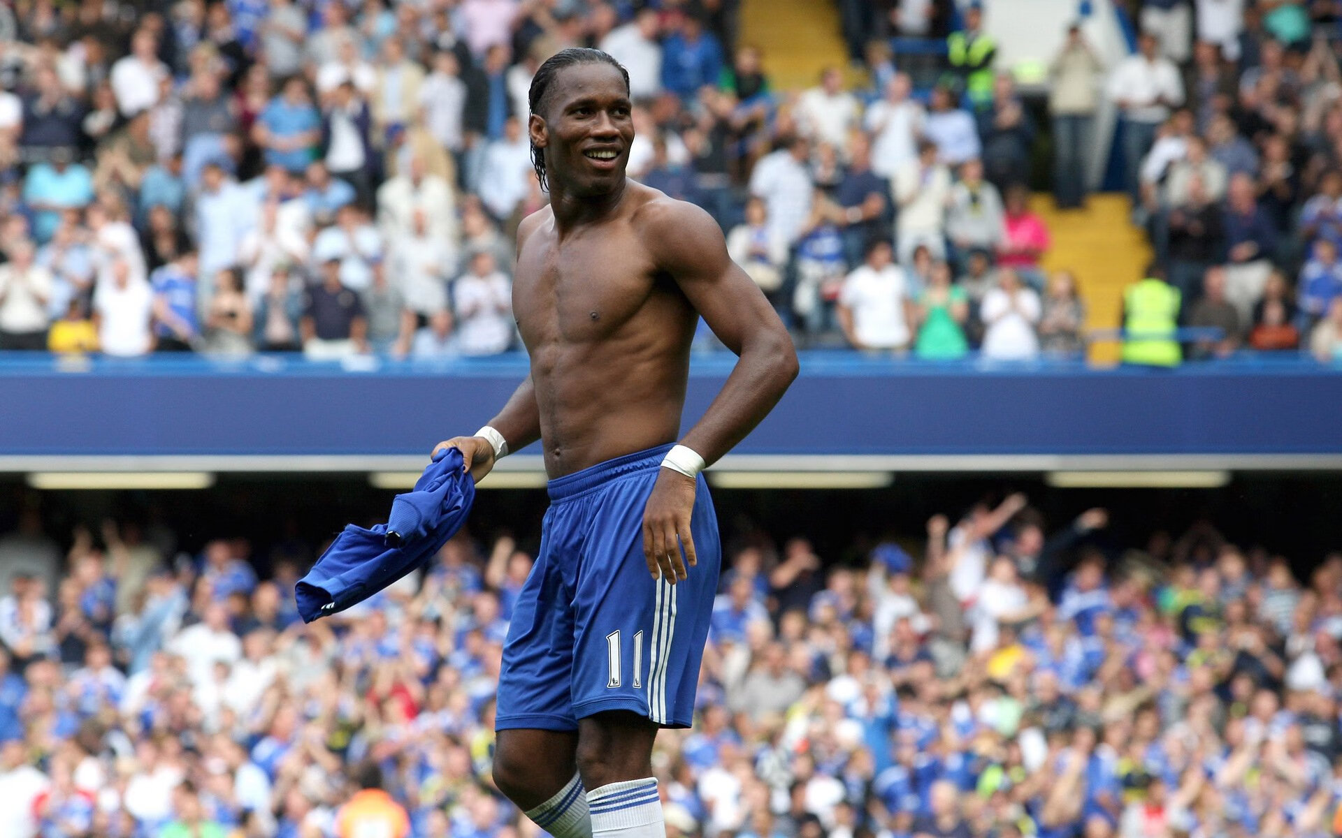 格纳布里统治全场，比利时一球险胜智利背后的战术博弈